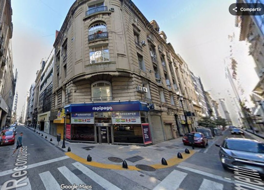 VENTA DE OFICINA EN MICROCENTRO