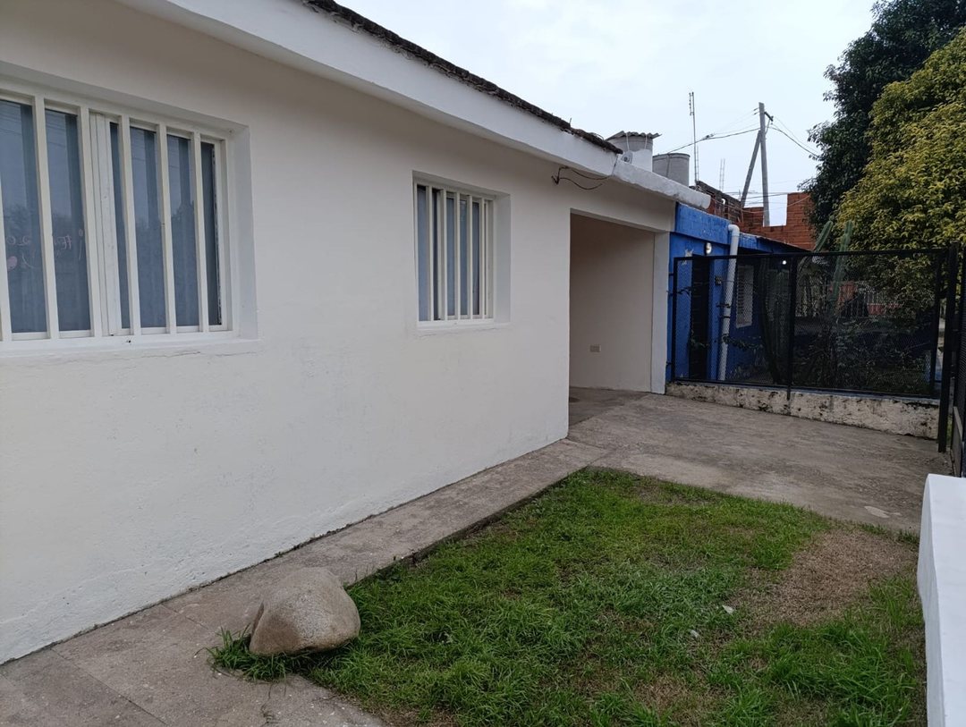 VENTA CASA 2 DORMITORIOS ESTACION FLORES