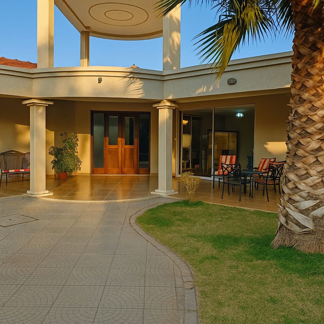 REMAX VENDE BELLA CASA EN LAS CATALPAS LUJAN  MZA