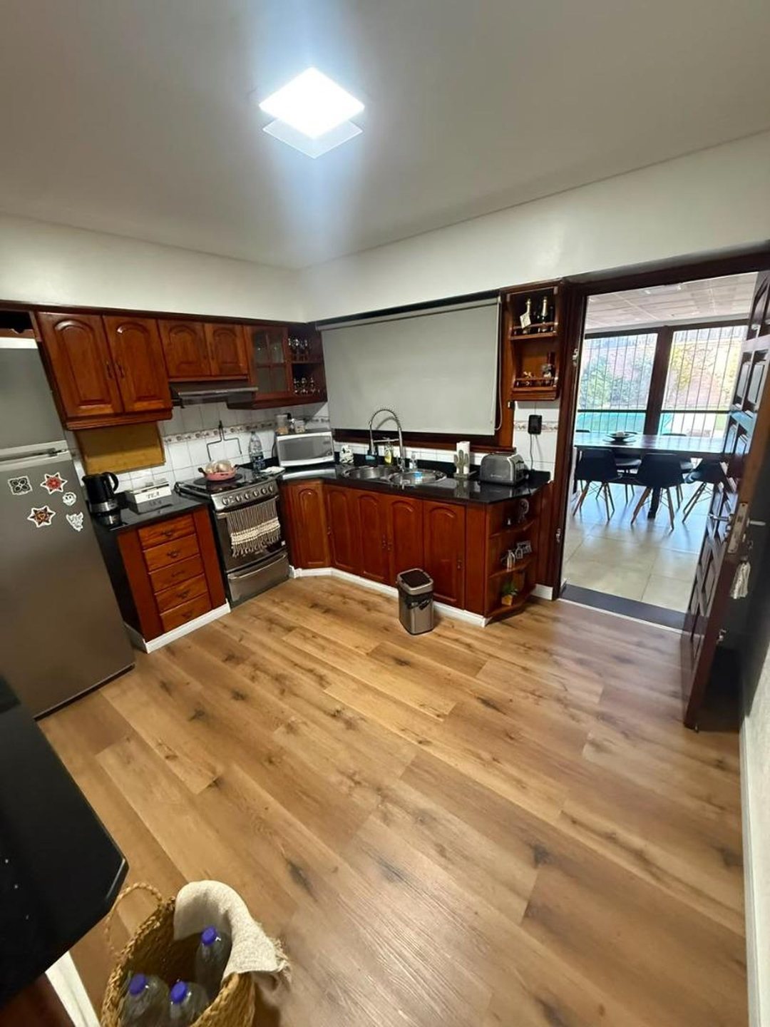 VENTA CASA 4 AMBIENTES AVELLANEDA PILETA QUINCHO