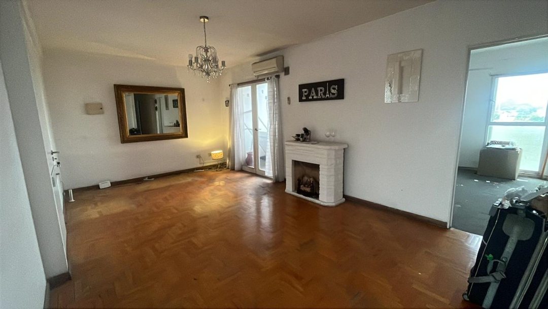 VENTA DEPARTAMENTO 4 AMBIENTES B°SAMORE V. LUGANO