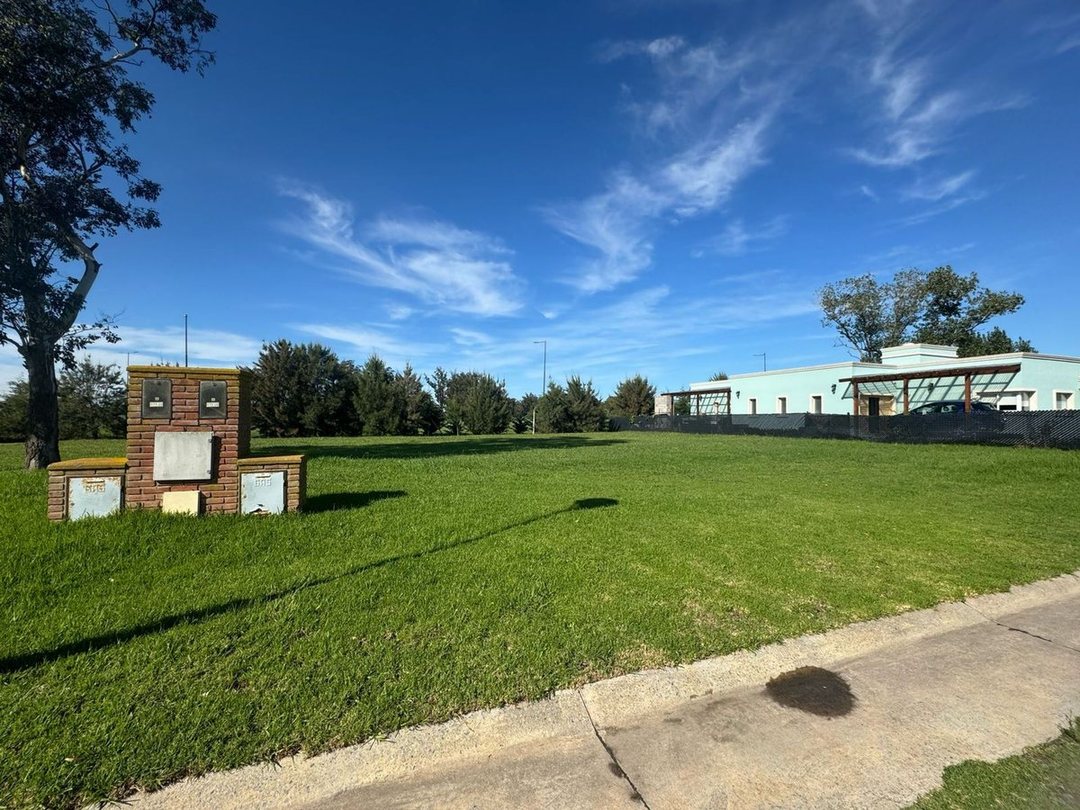 VENTA LOTE  DE 642 MTS BARRIO LA AURELIA