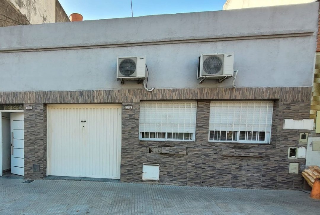 VENTA PH TIPO CASA 4 AMBIENTES VILLA LUGANO