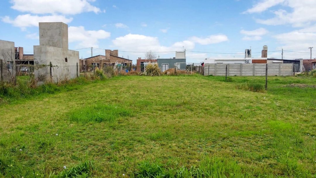VENTA DE TERRENO EN PUNTA CHACRA
