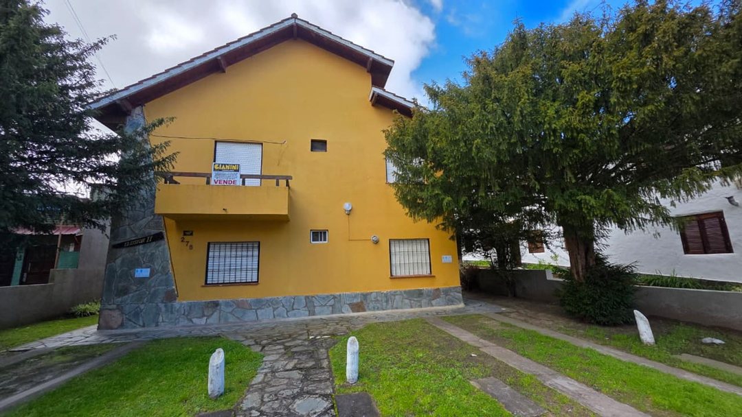 DEPARTAMENTO VENTA 2AMB VILLA GESELL CON JARDIN