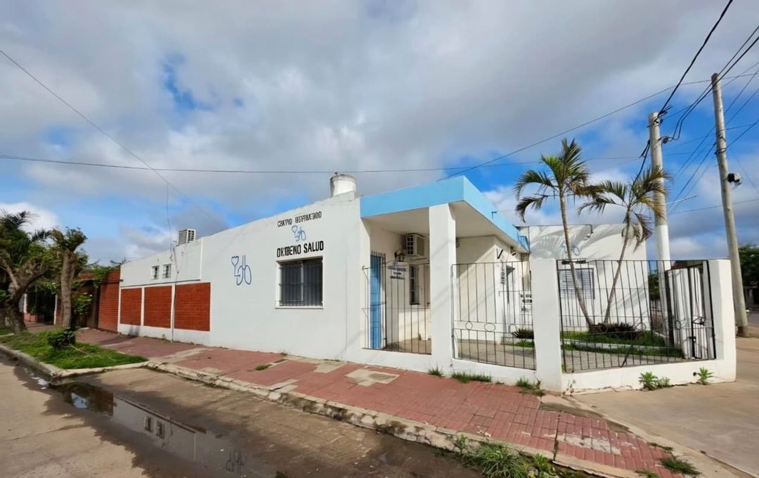 VENDO CASA | Ubicación privilegiada sobre Av Rolon