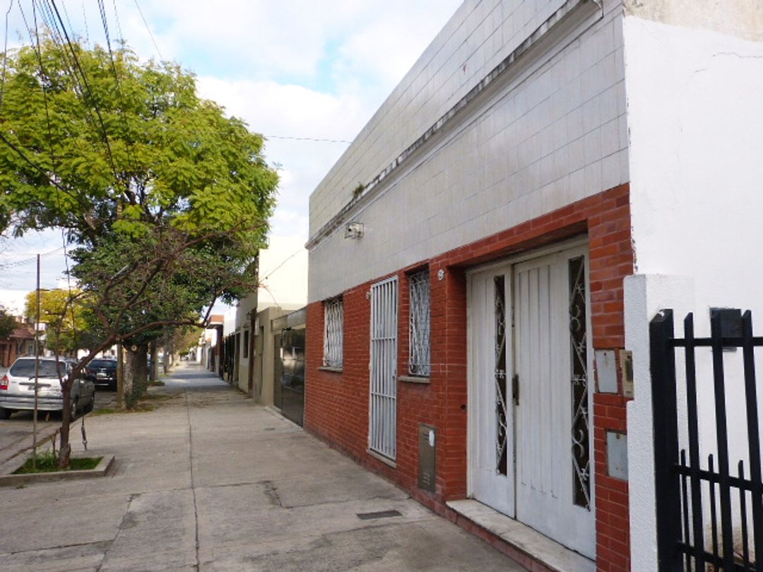 VENTA CASA 3 AMB, C/ COCH, JDN, Y QCHO, V. LUGANO