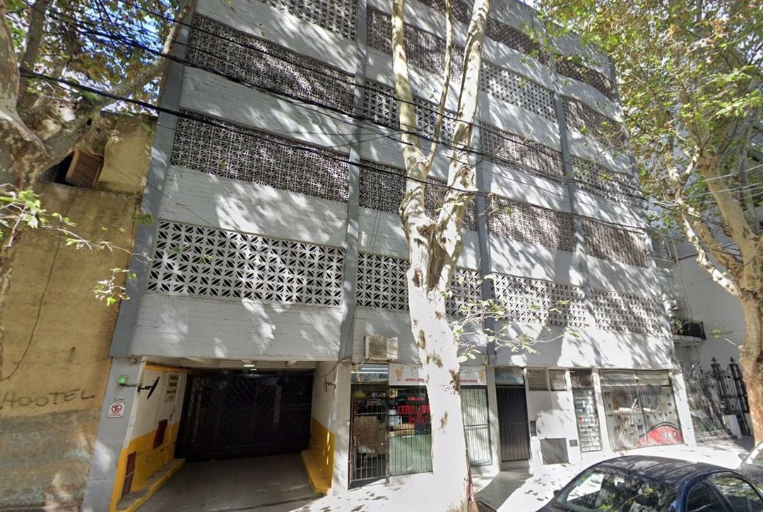 COCHERA FIJA EN VENTA COLEGIALES