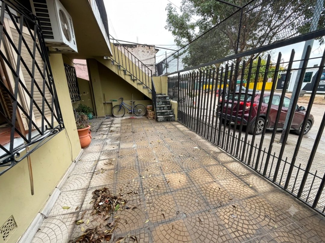 2 PH 5 AMBIENTES EN BLOCK CON PATIO GARAGE TERRAZA