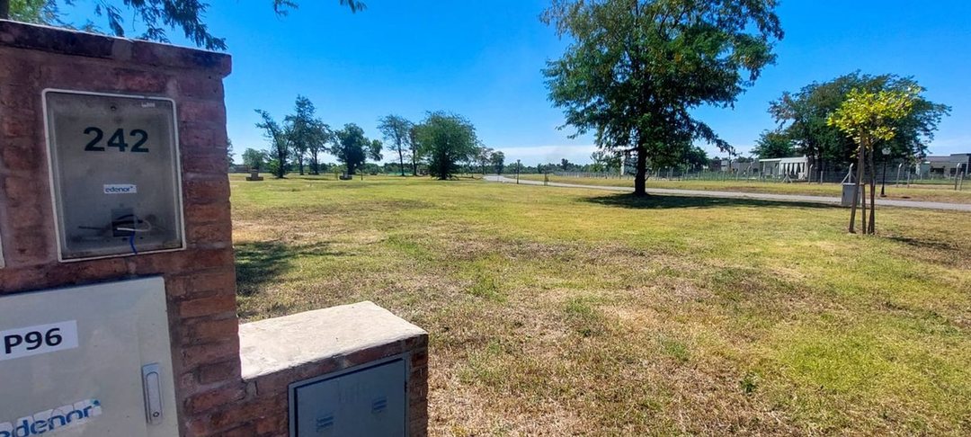 VENTA Lote en Prados del Oeste II  con proyecto