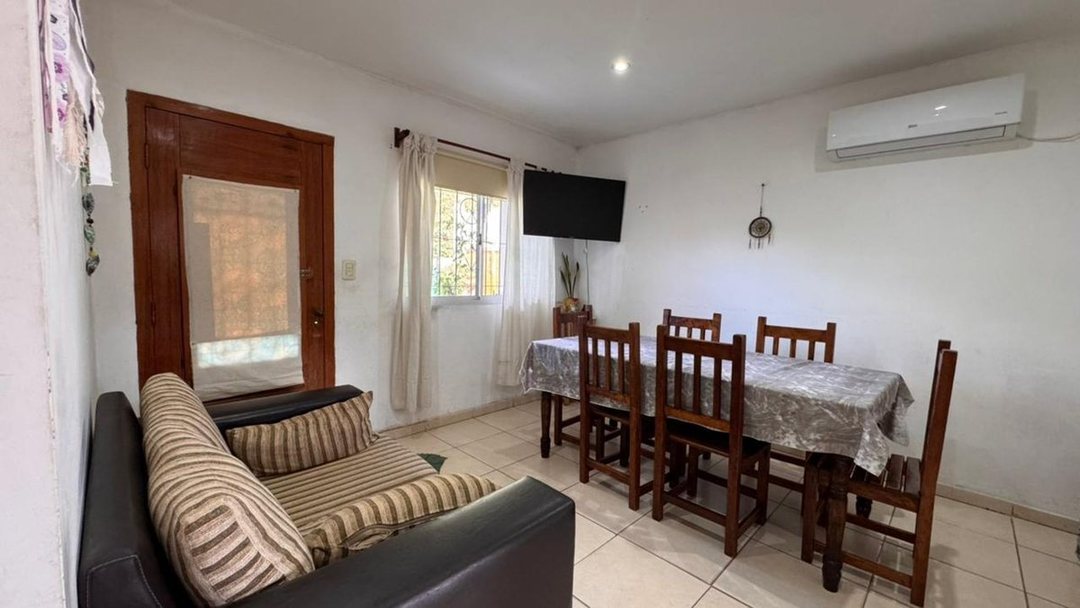 CASA 3 AMBIENTES VENTA CAÑUELAS AMPLIO LOTE GARAJE