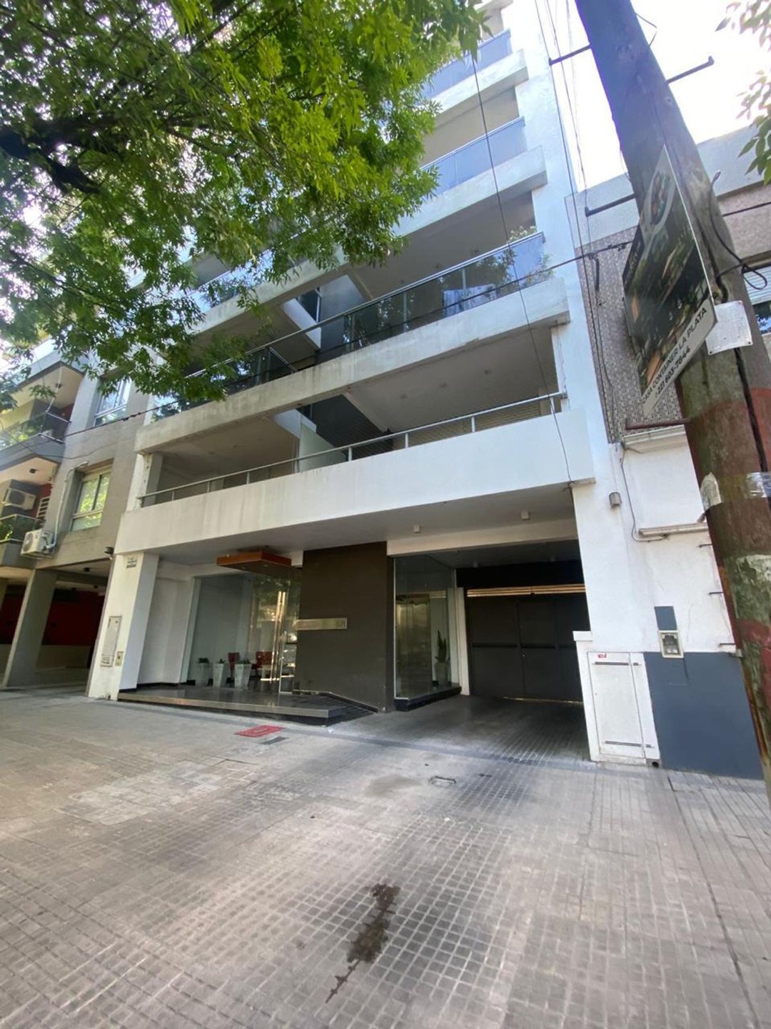 VENTA SEMIPISO 2 DORMITORIOS CON BALCÓN LA PLATA