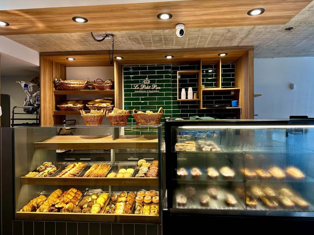 VENTA FONDO DE COMERCIO (CAFE Y PANADERIA)