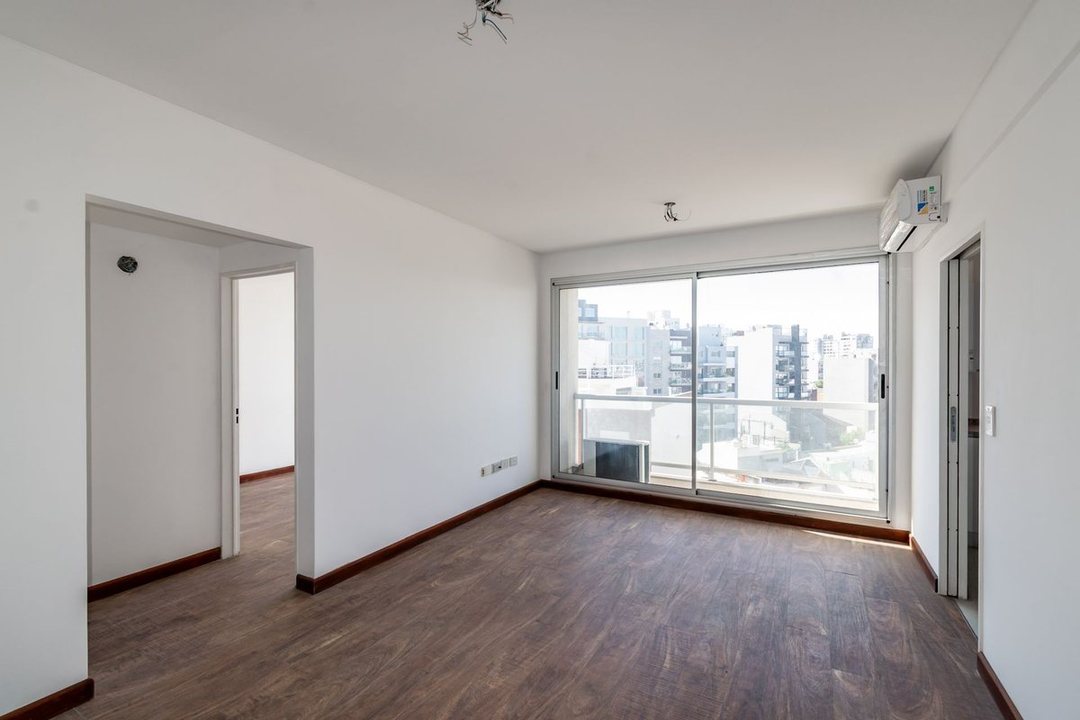 Venta Departamento 2 Amb Balcón Cochera