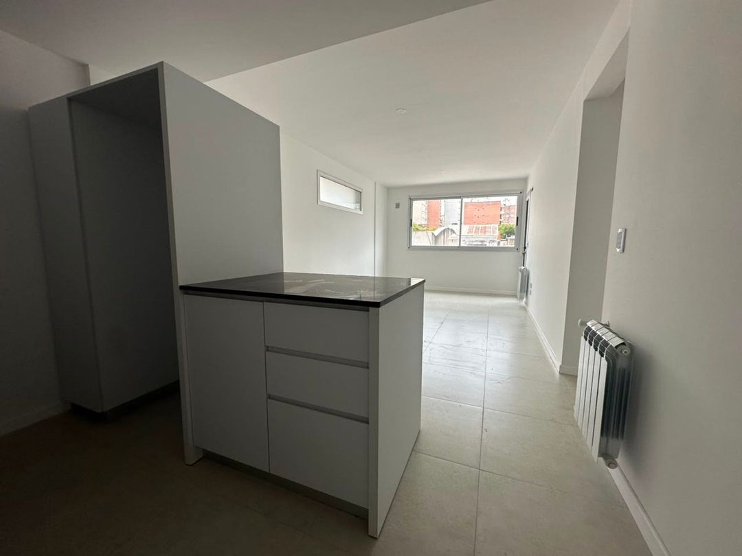 VENTA DEPARTAMENTO 2 DORMITORIOS CON BALCÓN