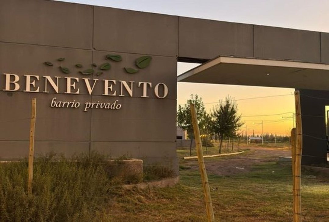 VENTA LOTE BARRIO PRIVADO BENEVENTO CORRALITOS