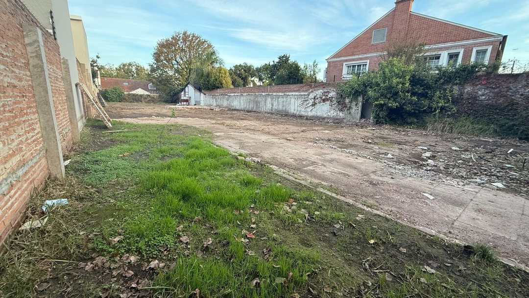 VENTA LOTE 949 METROS ACASSUSO SAN ISIDRO PERMUTA