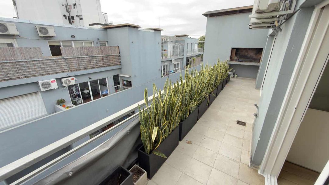 DEPARTAMENTO VENTA 2 AMBIENTES COCHERA PILETA