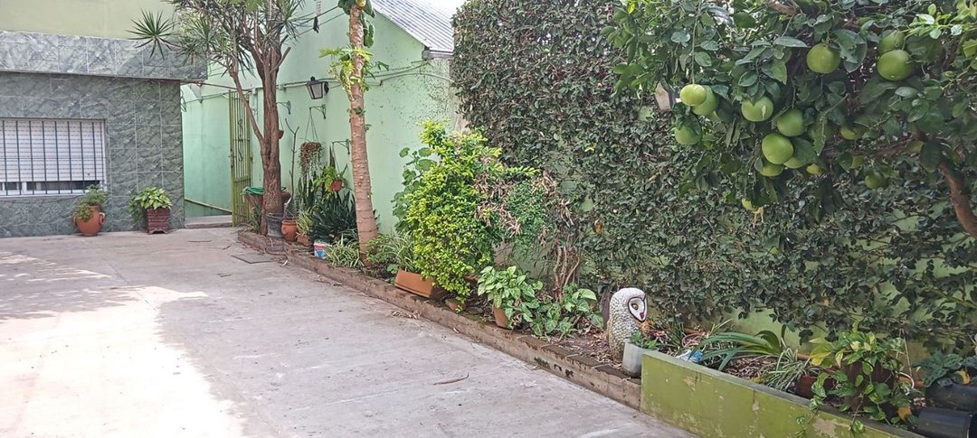 VENTA DE EDIFICIO EN BLOQUE MORON OPORTUNIDAD