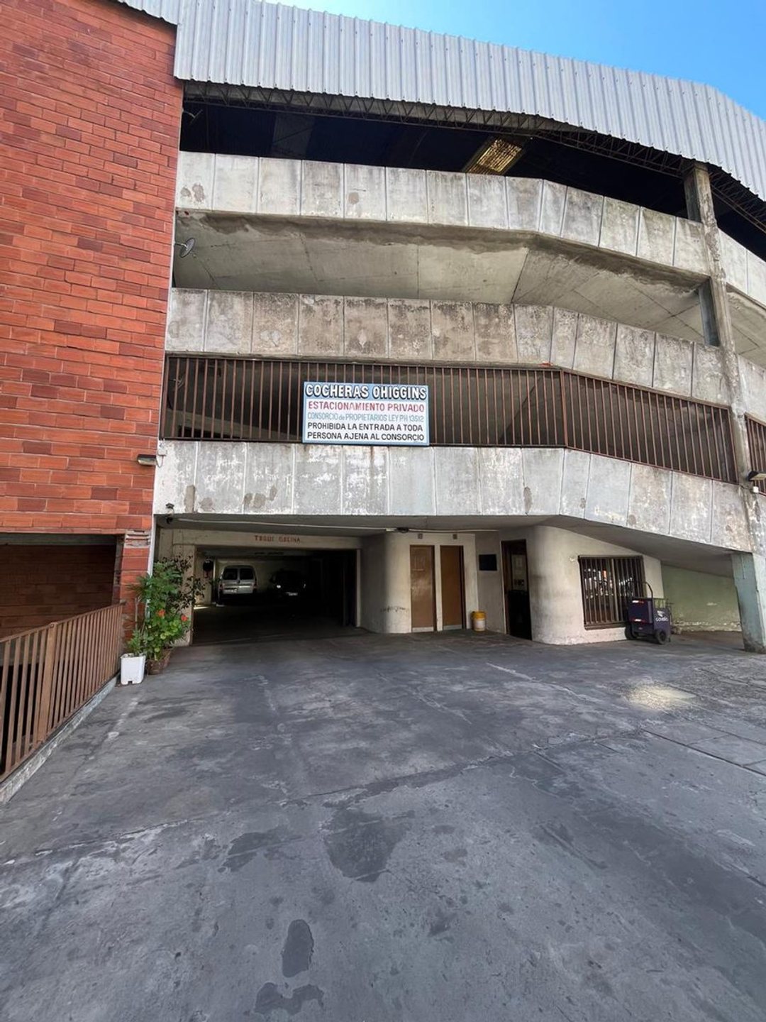 COCHERA VENTA LANUS ESTE