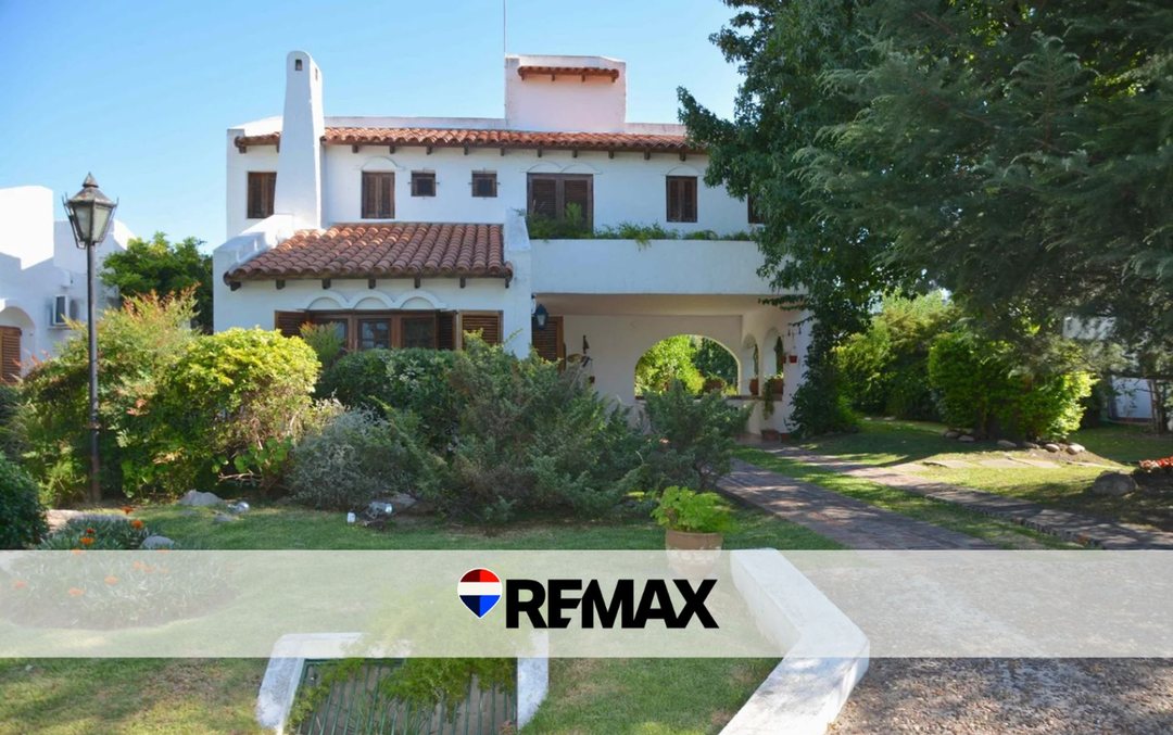 VENTA Casa 4 dormit.+ Playroom Country ARANJUEZ !!