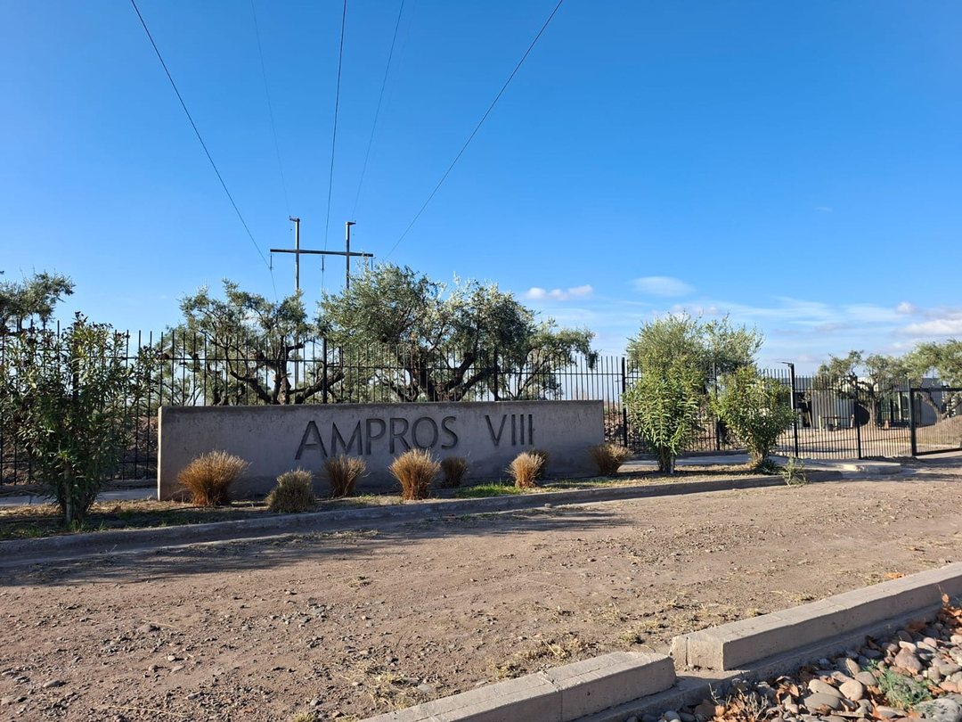 LOTE EN VENTA-AMPROS VIII-CRUZ DE PIEDRA - MAIPU
