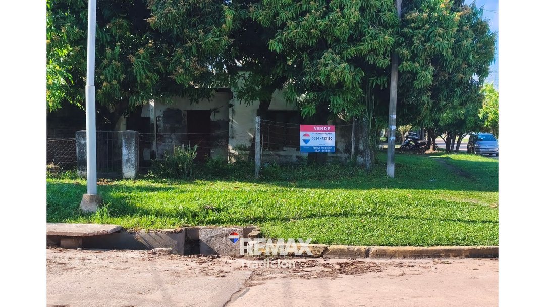VENTA DE TERRENO EN ESQUINA CON CONSTRUCCION