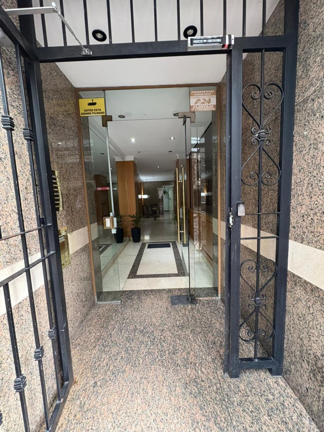 VENTA DEPARTAMENTO 4 AMB CON COCHERA  CABALLITO