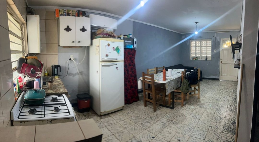 Venta. Casa dos Dorm + Patio/ Hospital Iturraspe.
