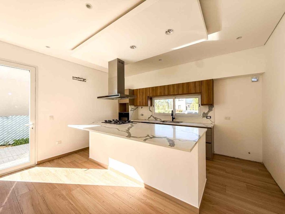 Casa 5 ambientes en venta en Santa Ana Villanueva