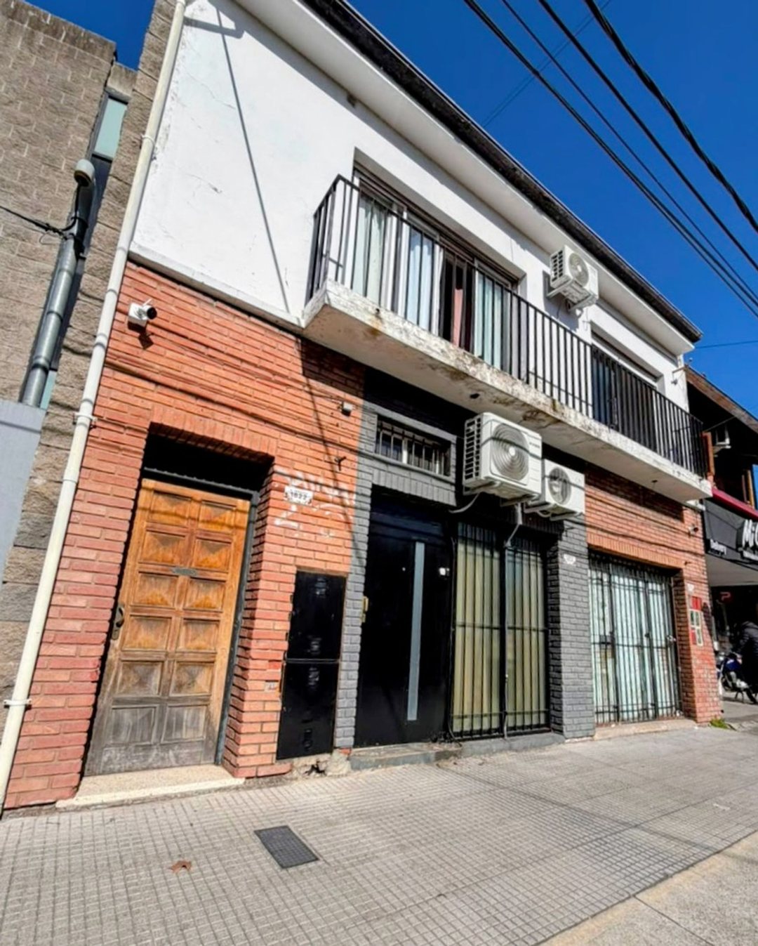 LOCAL CON VIVIENDA EN VENTA – CORAZÓN DE MARTÍNEZ