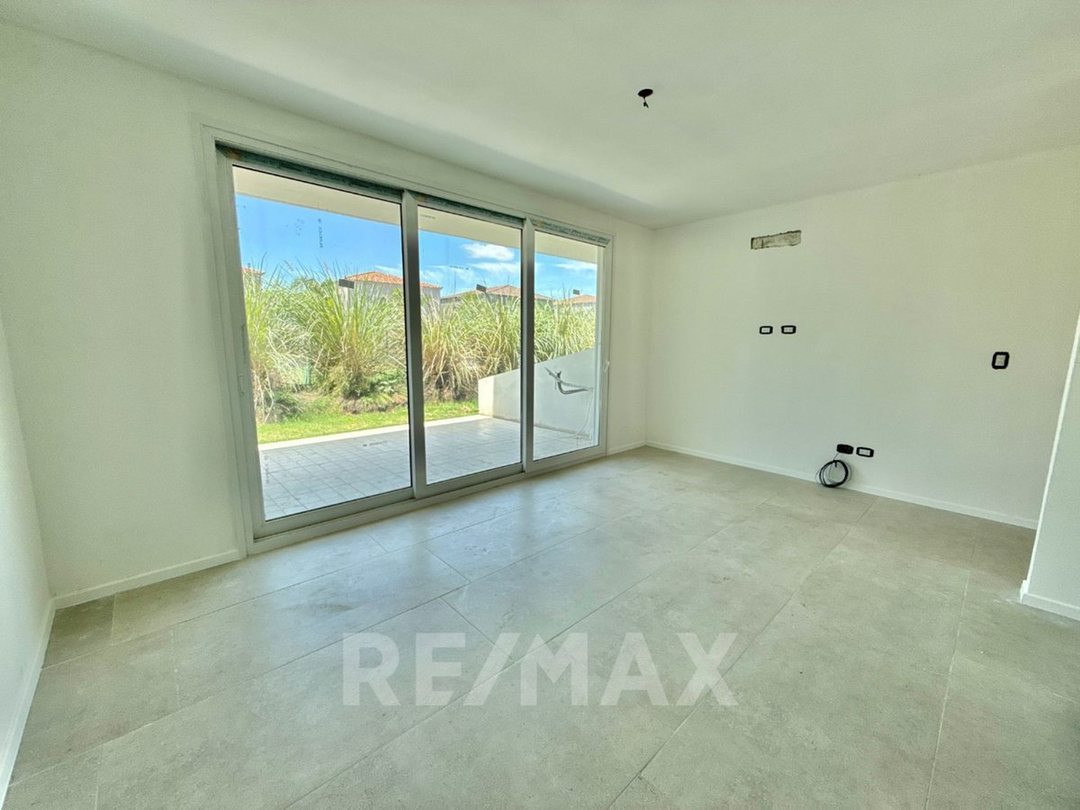 VENTA DPTO 2AMB JARDIN A ESTRENAR SARAVI VILLAGE