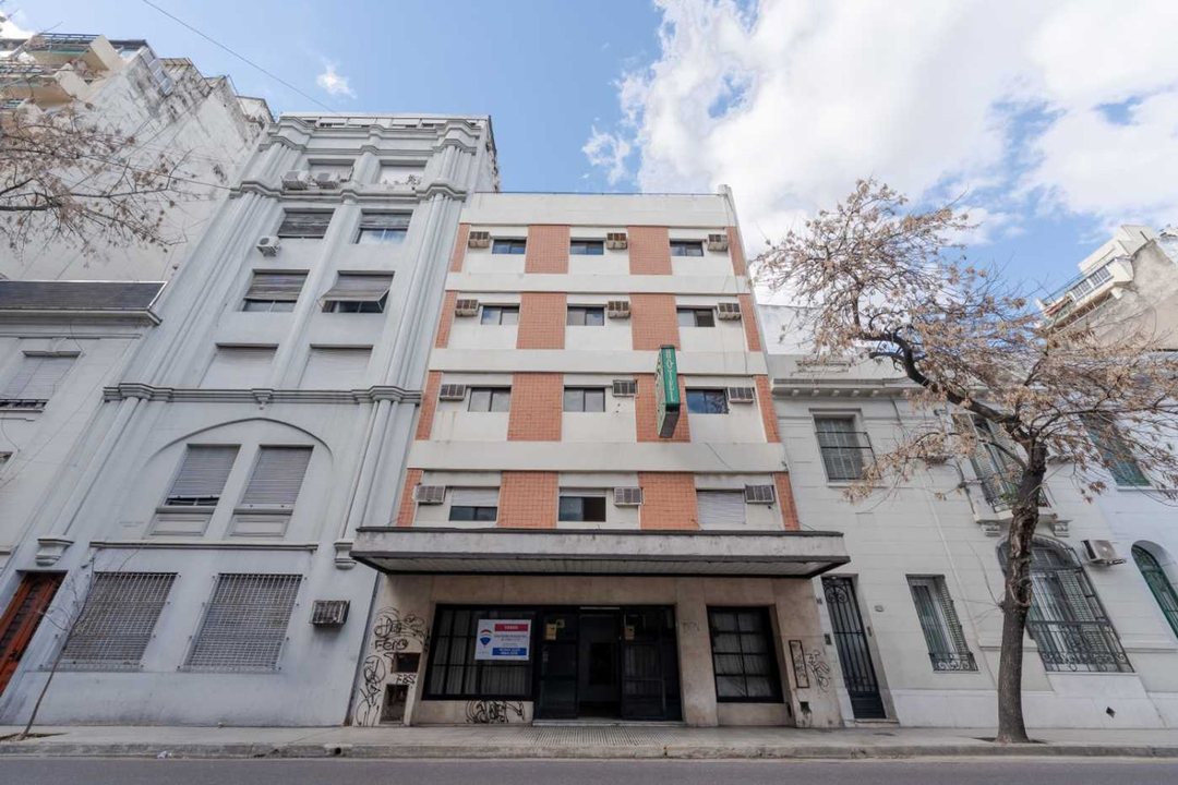 VENTA HOTEL CON GRAN POTENCIAL DE DESARROLLO