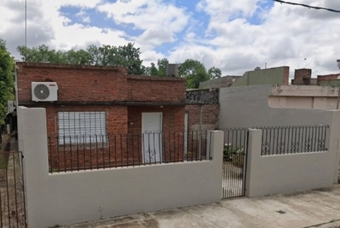 CASA 3 DORMITORIOS EN BARRIO DON BOSCO