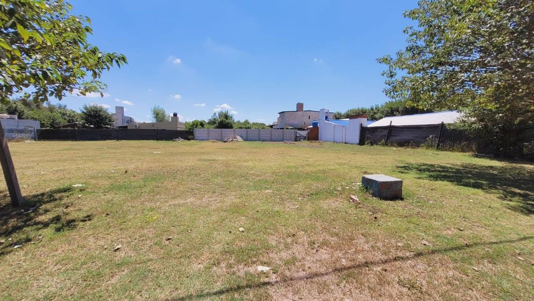 Lote 574m2 en Venta ALTO LOS ROBLES - Ibarlucea