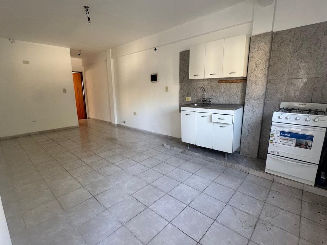 DEPARTAMENTO EN VENTA. 2 AMBIENTES VILLA LUZURIAGA