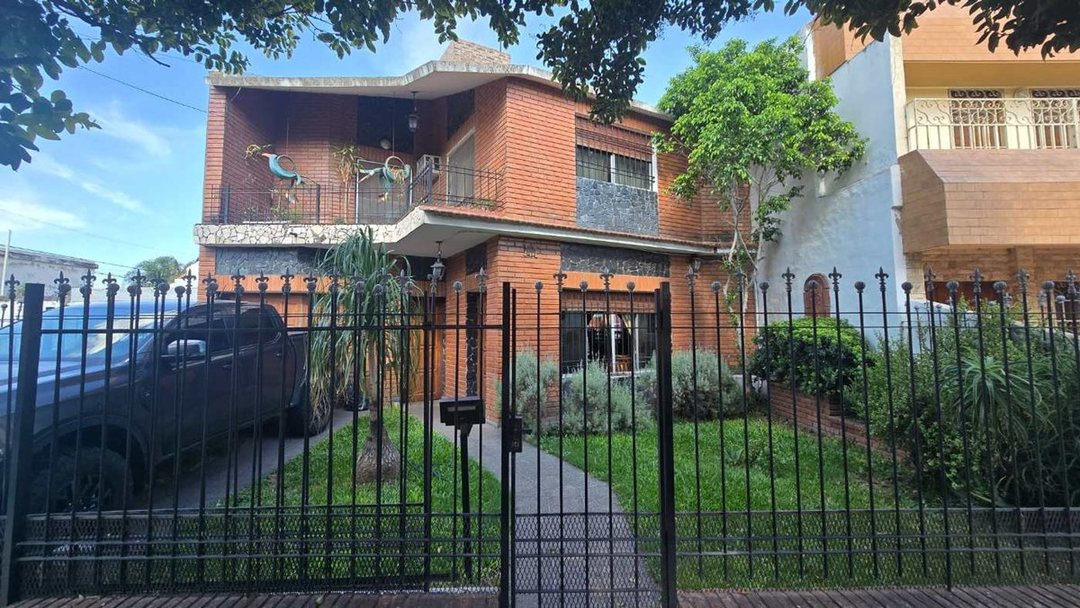 APTA CRED BNA VENTA CASA DE 3 D EN VILLA ARGENTINA