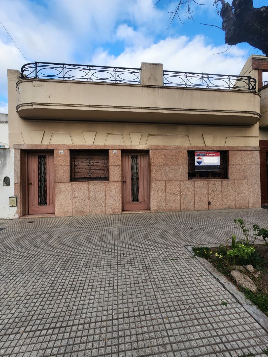 VENTA CASA 3 AMB LOTE PROPIO JARDIN - MATADEROS