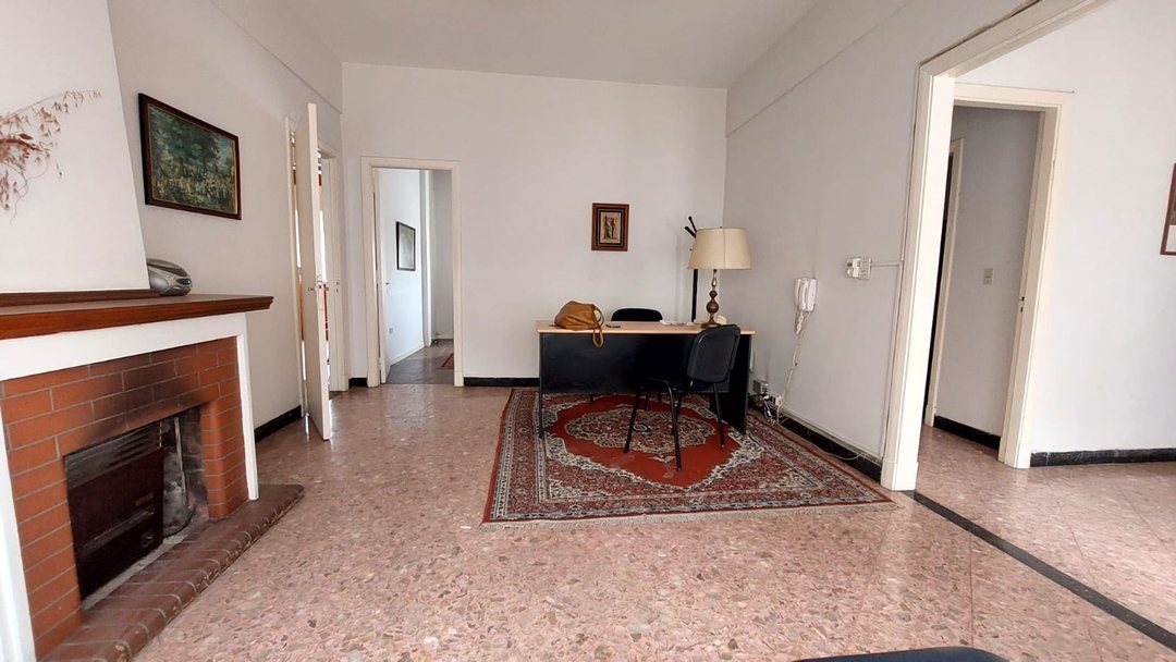 VENTA OFICINA BERAZATEGUI CENTRO UBICACIÓN IDEAL