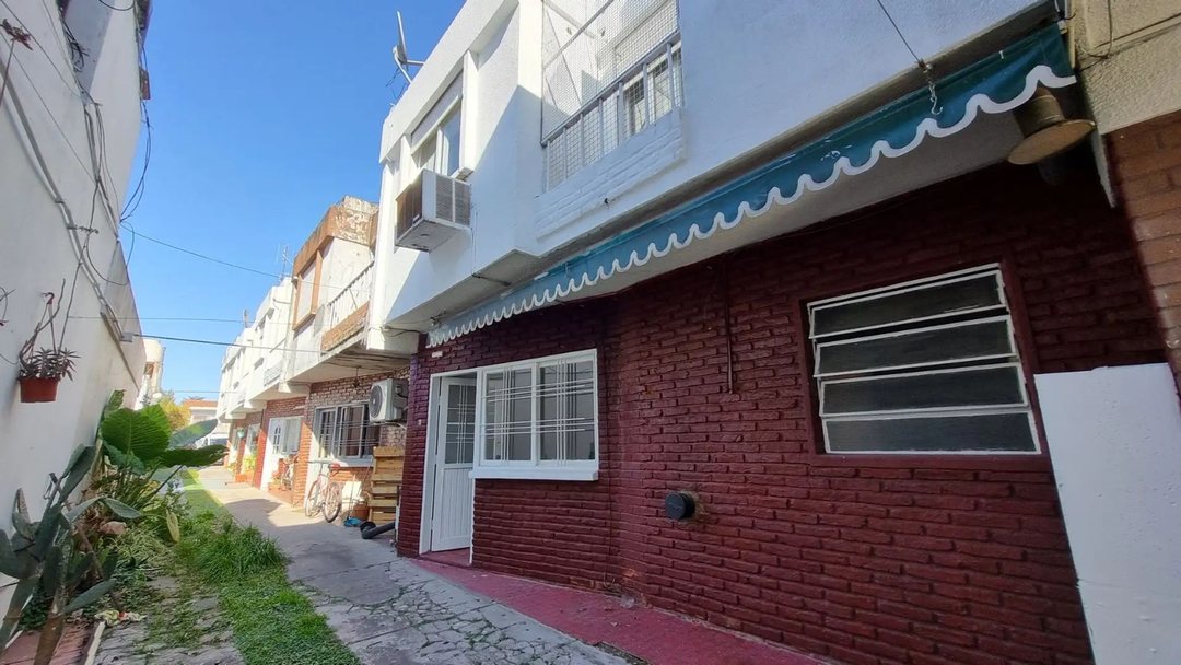 VENTA PH CASTELAR 3 AMBIENTES APTO CREDITO