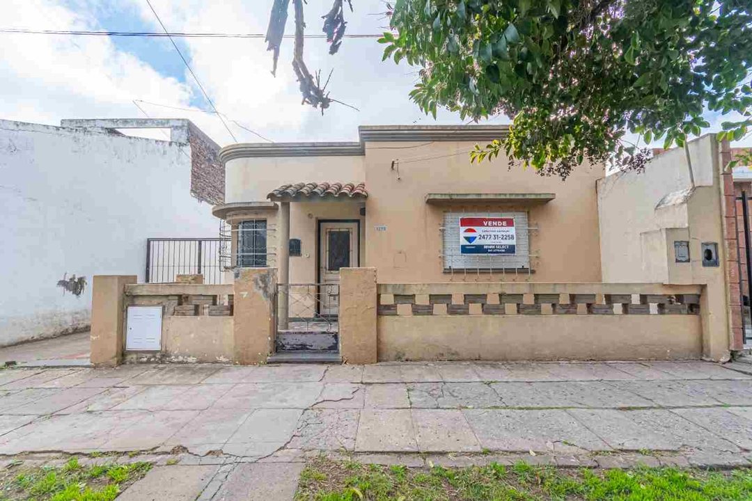 Venta casa dos dormitorios patio y terraza
