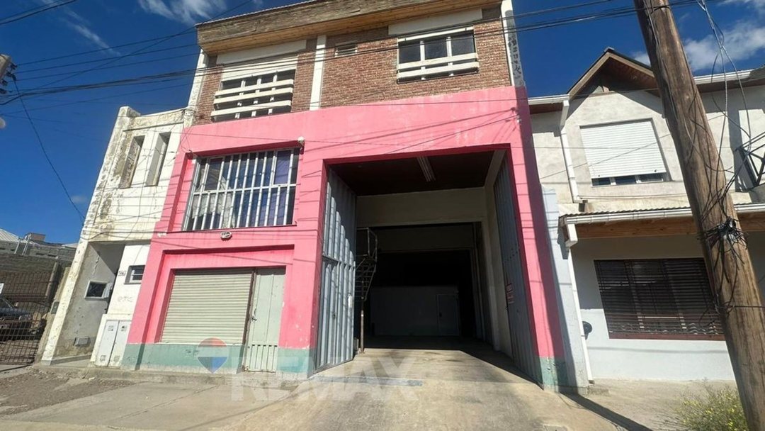 GALPON BARRIO PUEYRREDON