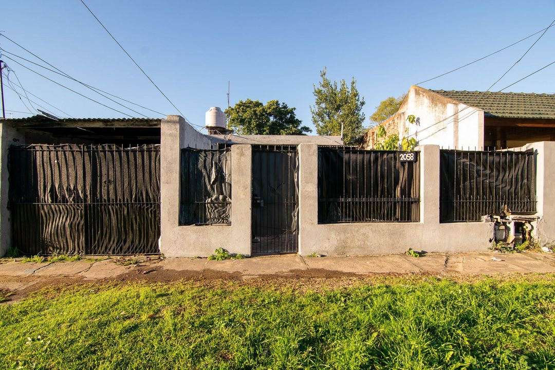 VENTA CASA MULTIFAMILIAR V. DE MAYO APTO CREDITO
