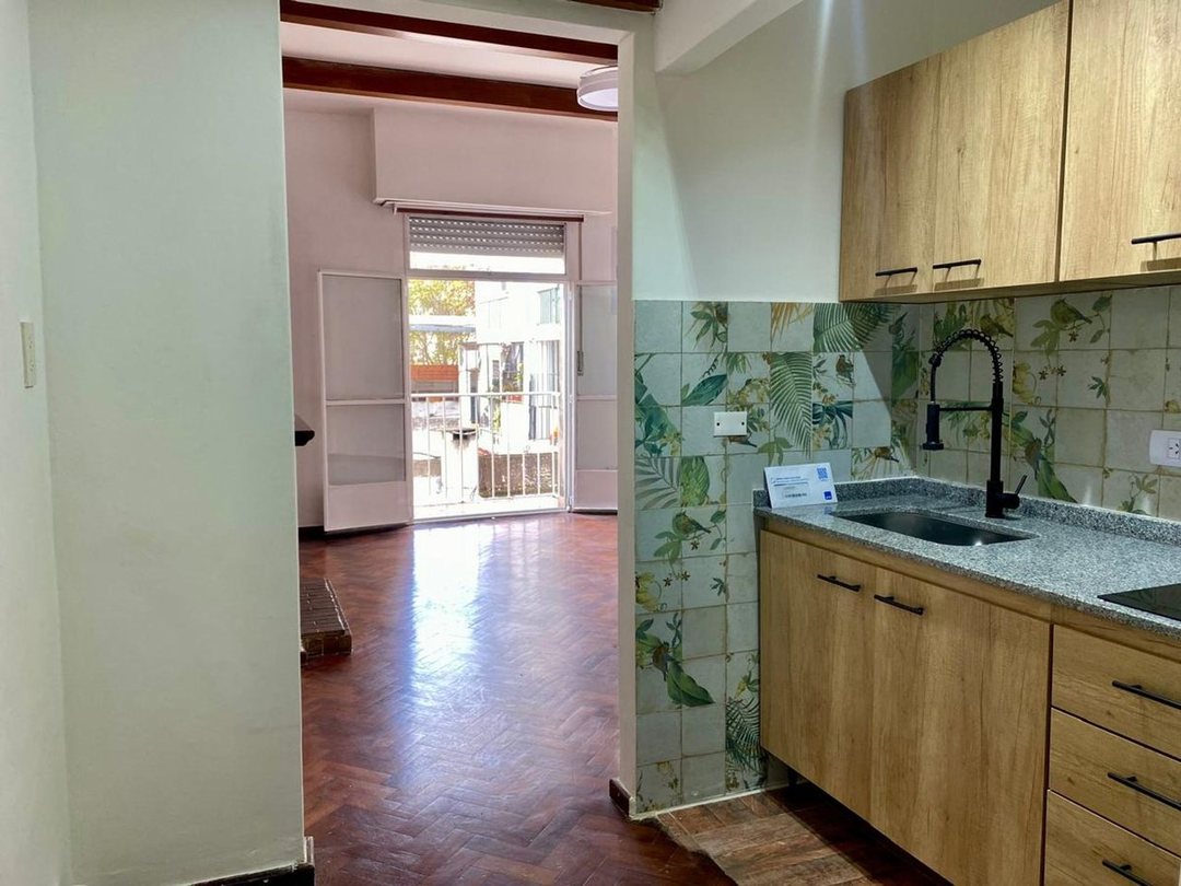 VENTA MONOAMBIENTE-Independencia 800. METROS UADE