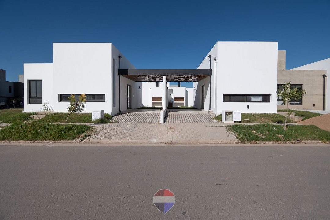VENTA DUPLEX 2 DORMITORIOS SAN IGNACIO VILLAGE CBA