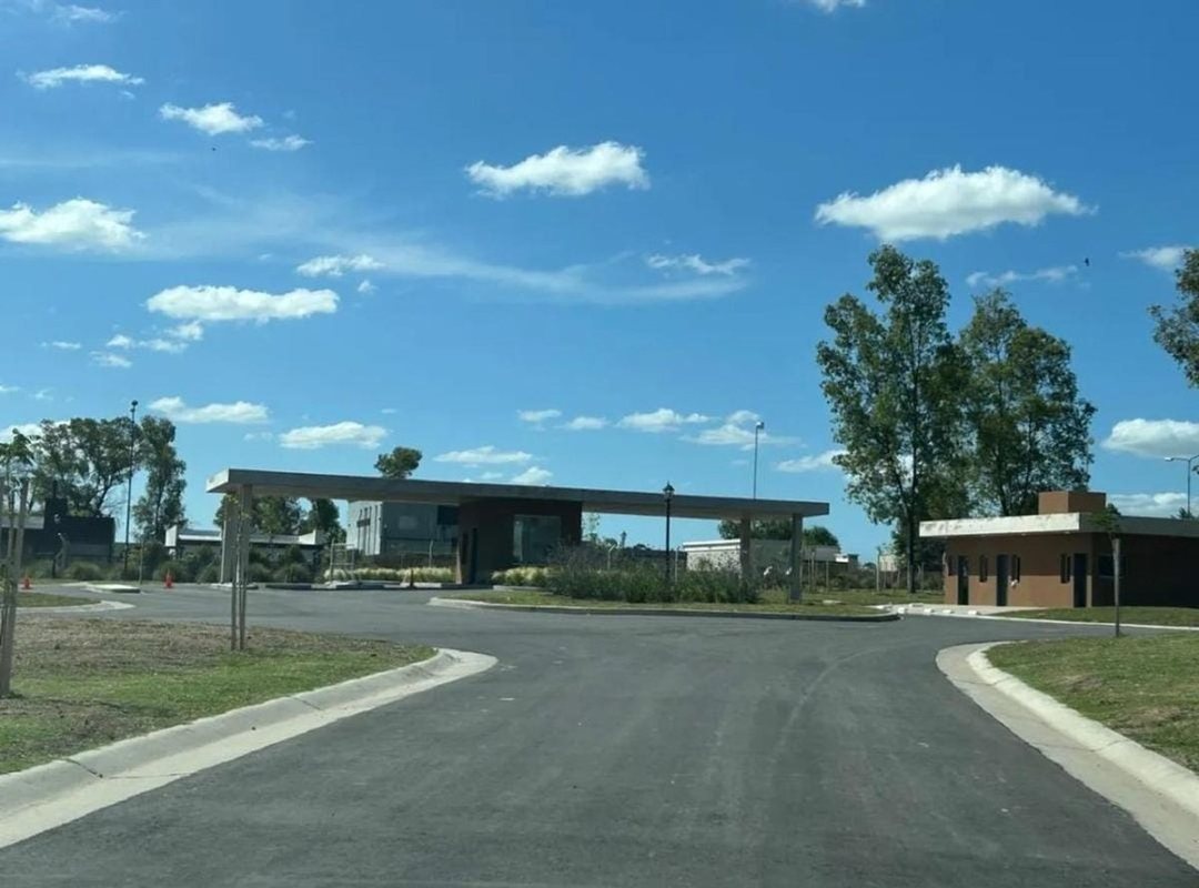 VENTA LOTE SANTA SOFIA. PILAR