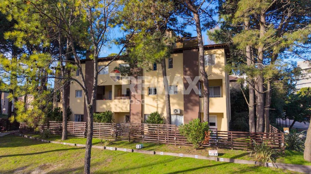 Departamento duplex con gas natural, Pinamar