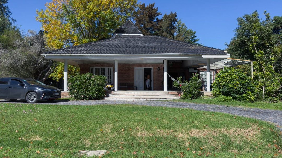 CASA EN VENTA BERAZATEGUI, COUNTRY CLUB EL CARMEN