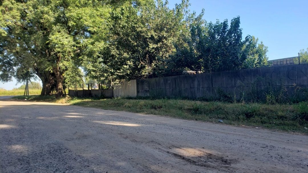 SE VENDE TERRENO A METROS DE RUTA 11