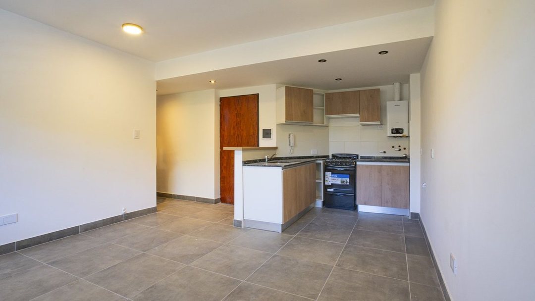 DEPTO EN VENTA UN DORMITORIO AL FRENTE